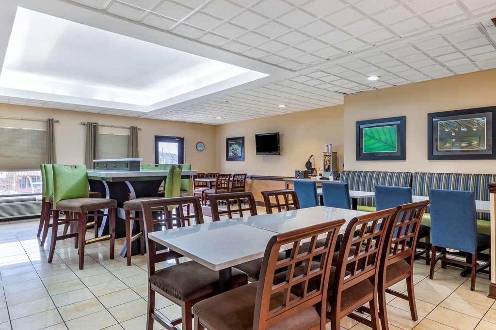 Comfort Inn & Suites Asheboro Restaurant photo