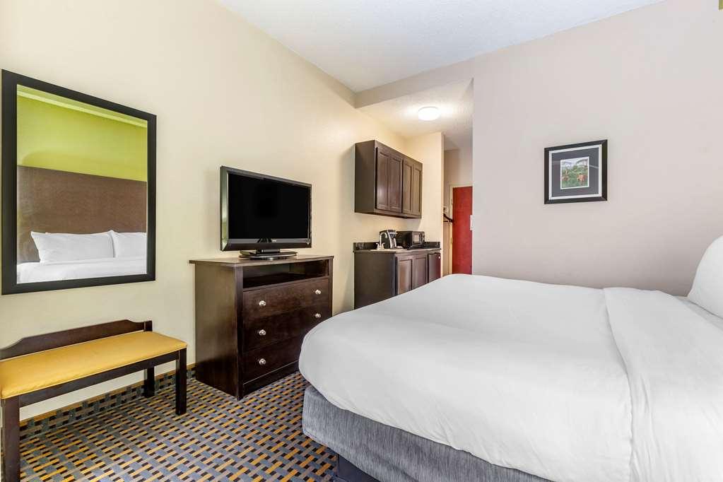 Comfort Inn & Suites Asheboro Room photo